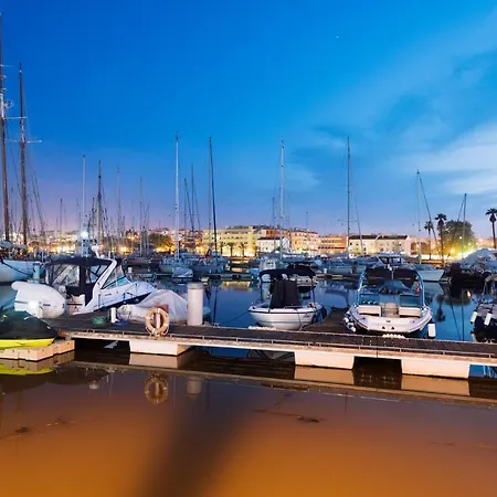 A45 - Oliveira Historic * لاغوس